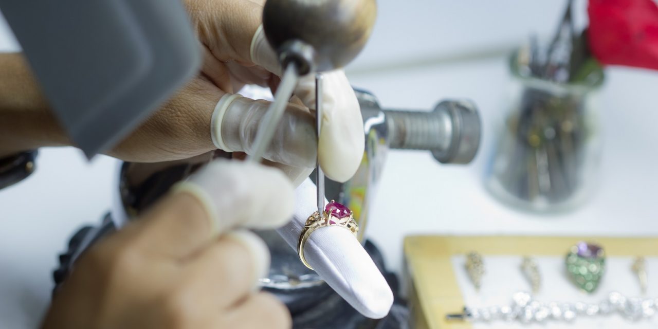 Jewelry Repair Nashville TN An interesting environment…. City Limits Jewelry and Repair
